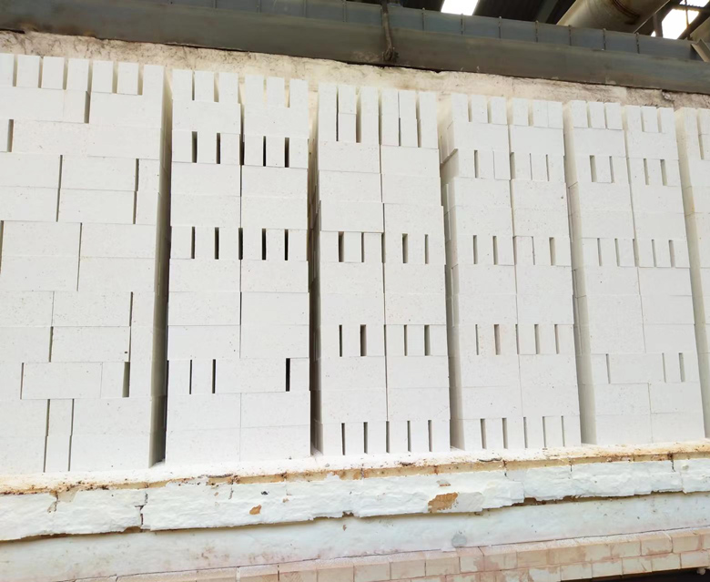 Quality Kerui Andalusite Refractory Bricks