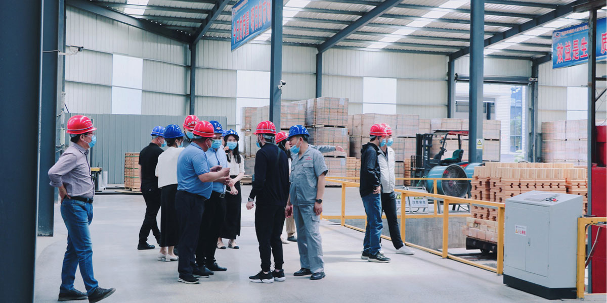 Kazakhstan Customers Checked the Quality in Kerui Factory