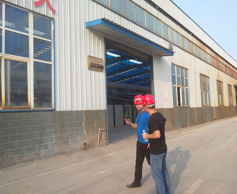 Welcome the Visit of Customer in Kerui Factory from Iran