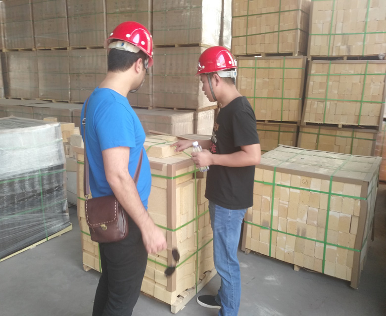 Welcome the Visit of Iranian Customer to Factory