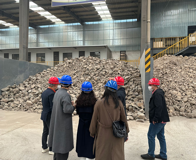 Iranian Customers Visited the Raw Material Workshop in November 2024