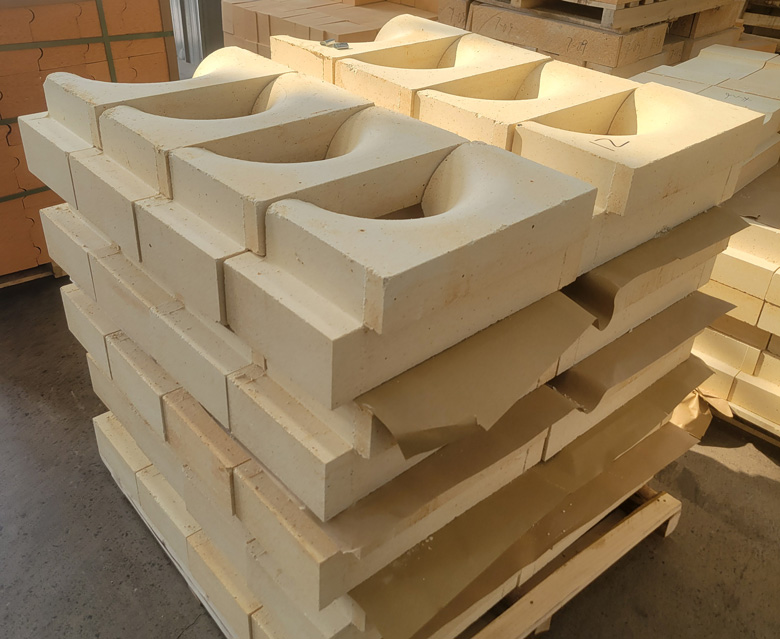 Kerui Conducts Inspections On The Refractory Bricks