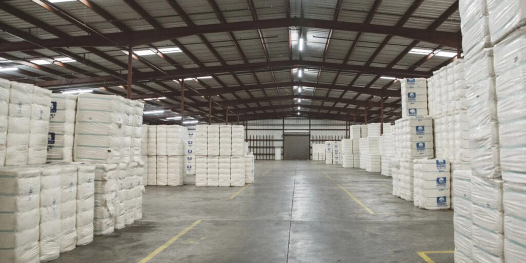 Packaging and Shipping of Ceramic Thermal Cotton