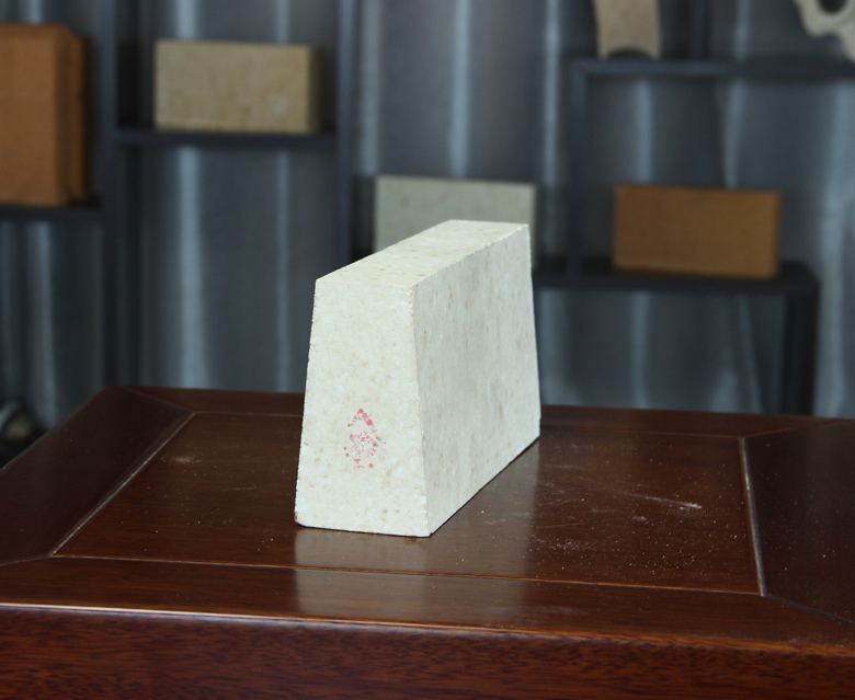 Quality Thick Wedge Refractory Bricks