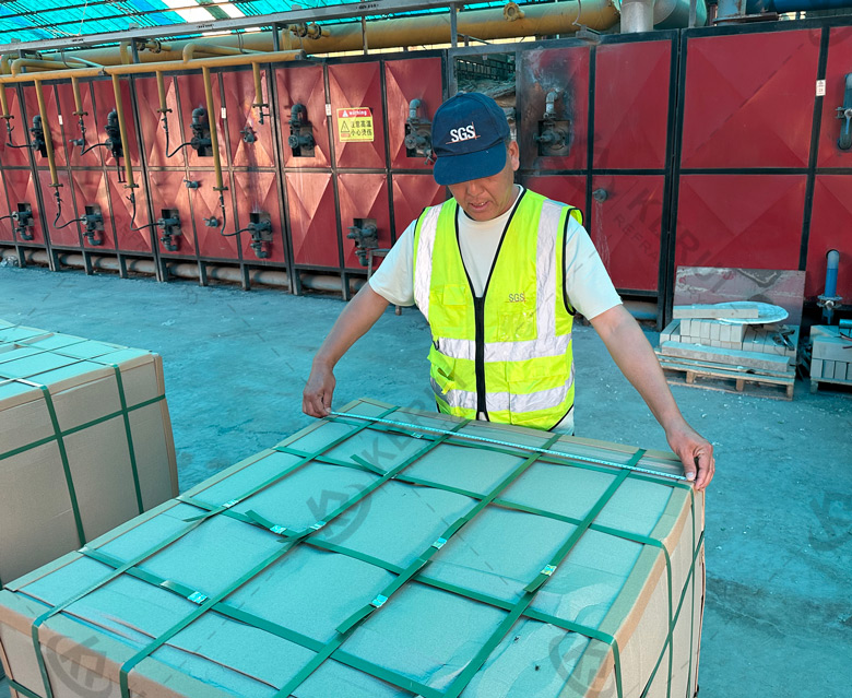 Kerui Acid Proof Tiles Were Delivered To Algeria In April 2025