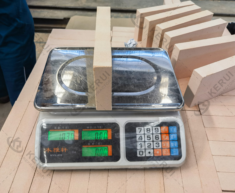 Kerui Fire Clay Insulation Bricks In Transit To Turkey In May 2025
