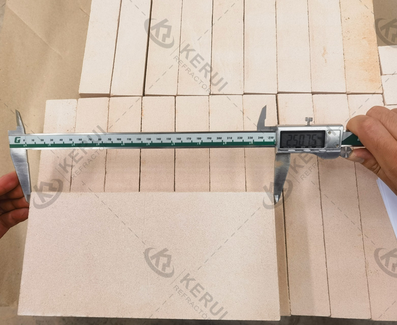 Kerui Fireclay Reractory Insulation Bricks In Transit To Turkey In May 2025