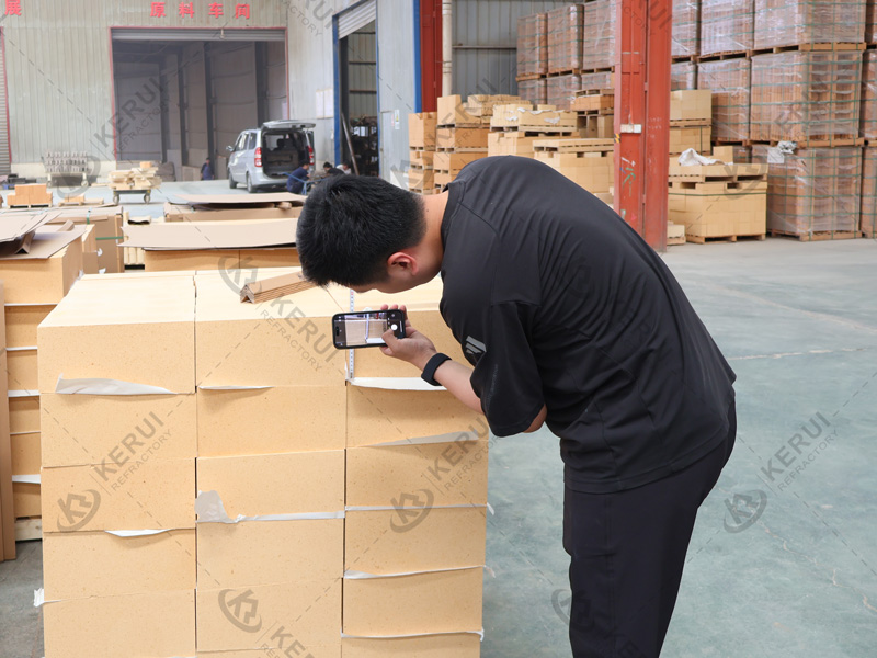 Checking of 65% High Alumina Bricks to Vietnam in June 2025