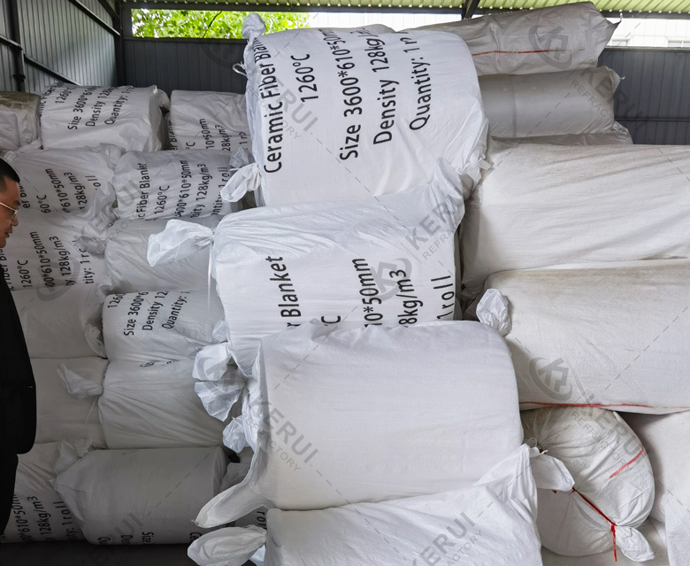 Inspecting Kerui Ceramic Fiber Blankets In May 2025