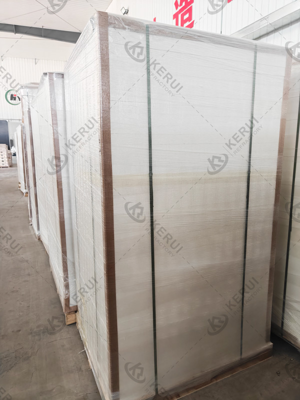 Package of Kerui Ceramic Fiber Board Shipped To Hungary In August 2025