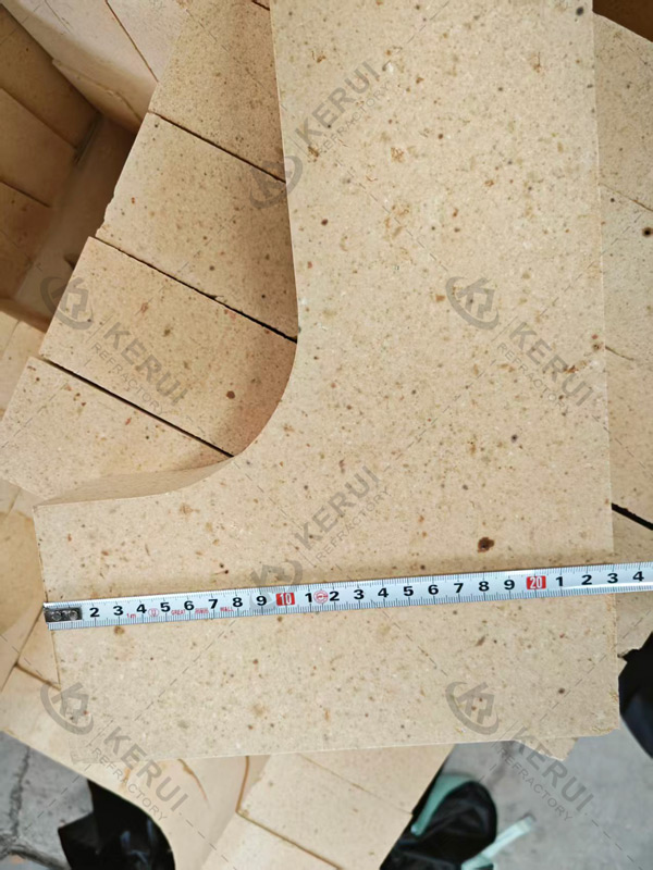 Kerui High Alumina Corner Refractory Bricks to be Used in the Incinerator in Indonesia