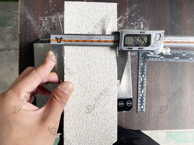 Kerui JM28 Mullite Insulation Bricks Shipped to Malaysia in 2025