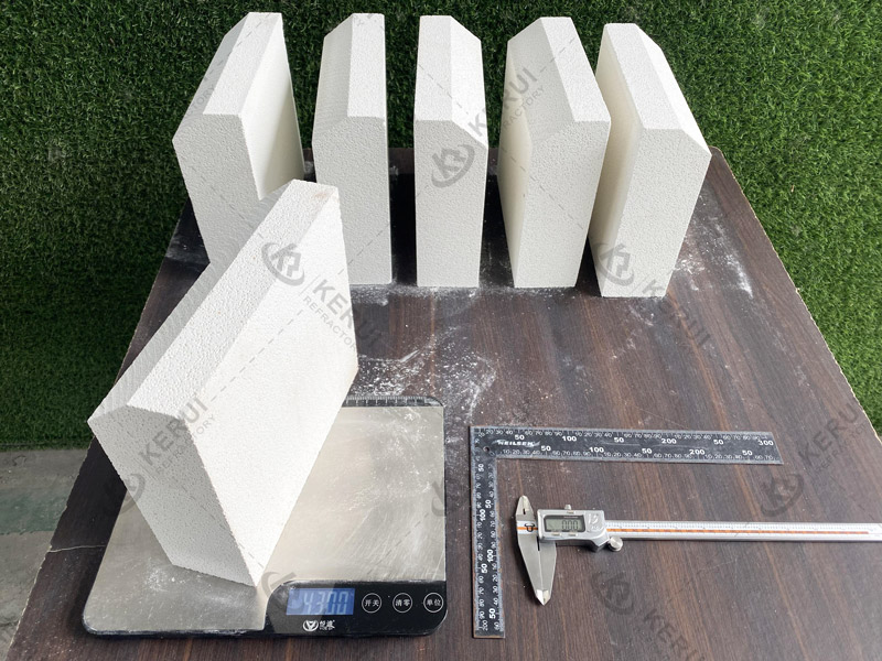 Kerui JM28 Mullite Insulation Refractory Bricks Exported to Malaysia in 2025