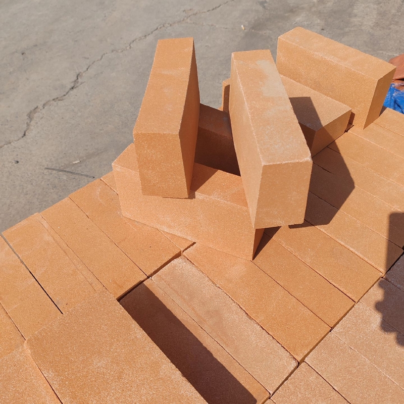 Close-up of Standard Size Lightweight Insulating Fireclay Bricks