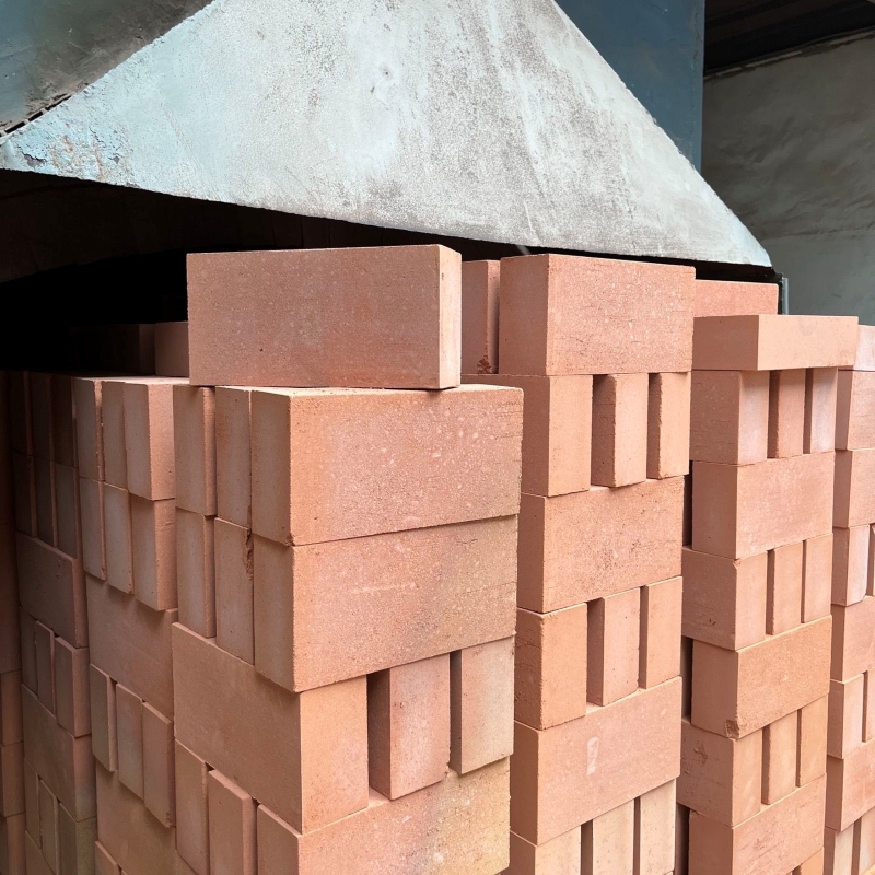 Porous Texture of Kerui Lightweight Clay Insulating Bricks